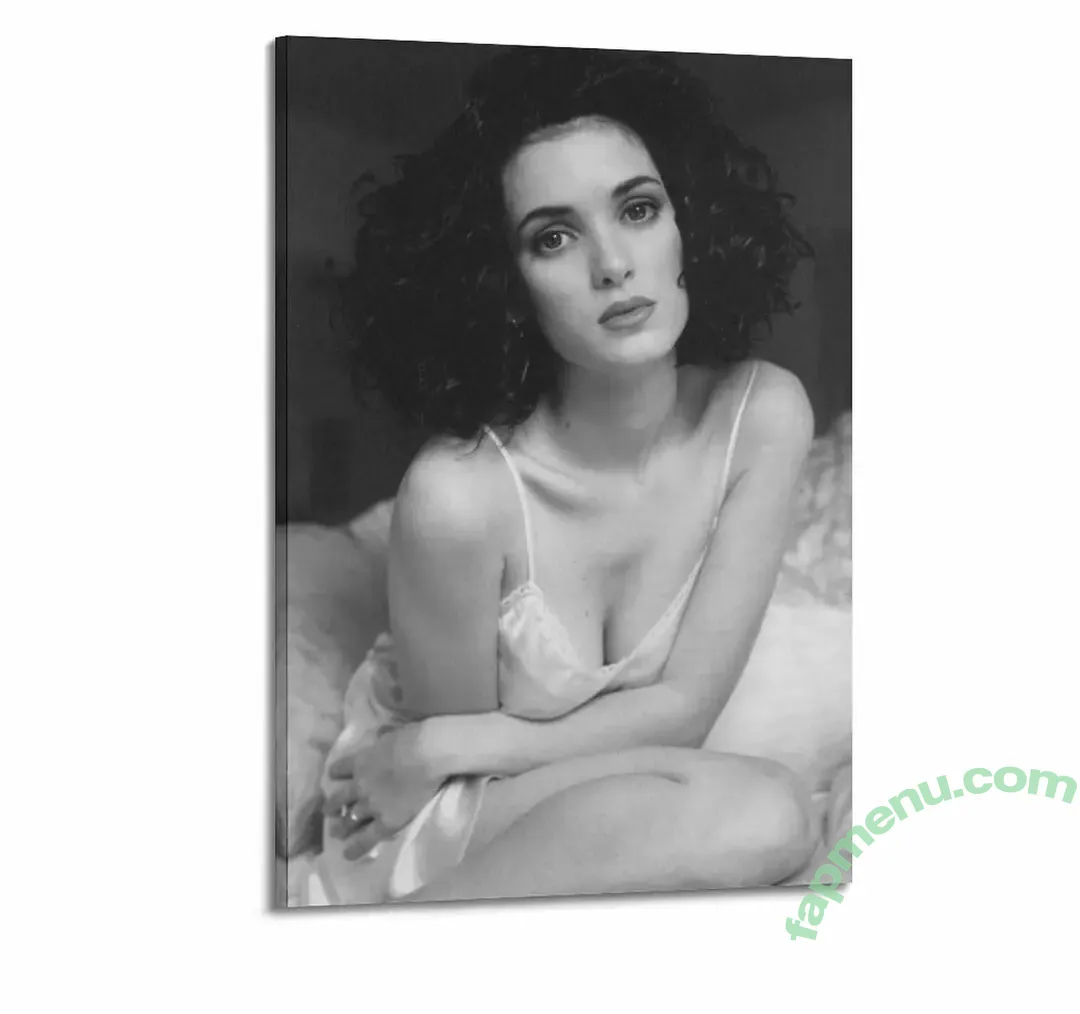 Winona Ryder nude photo #0296 (winonaryderofficial)