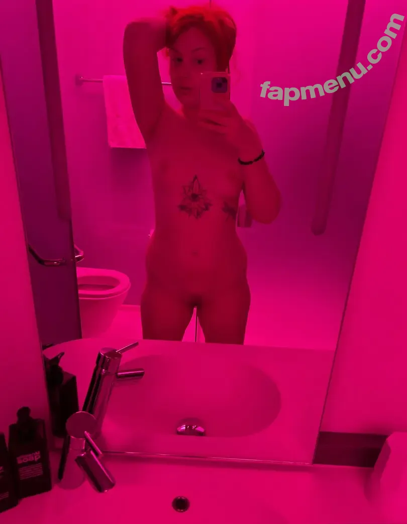 winterleighxxx nude photo #0011 (winterlightbreeze)