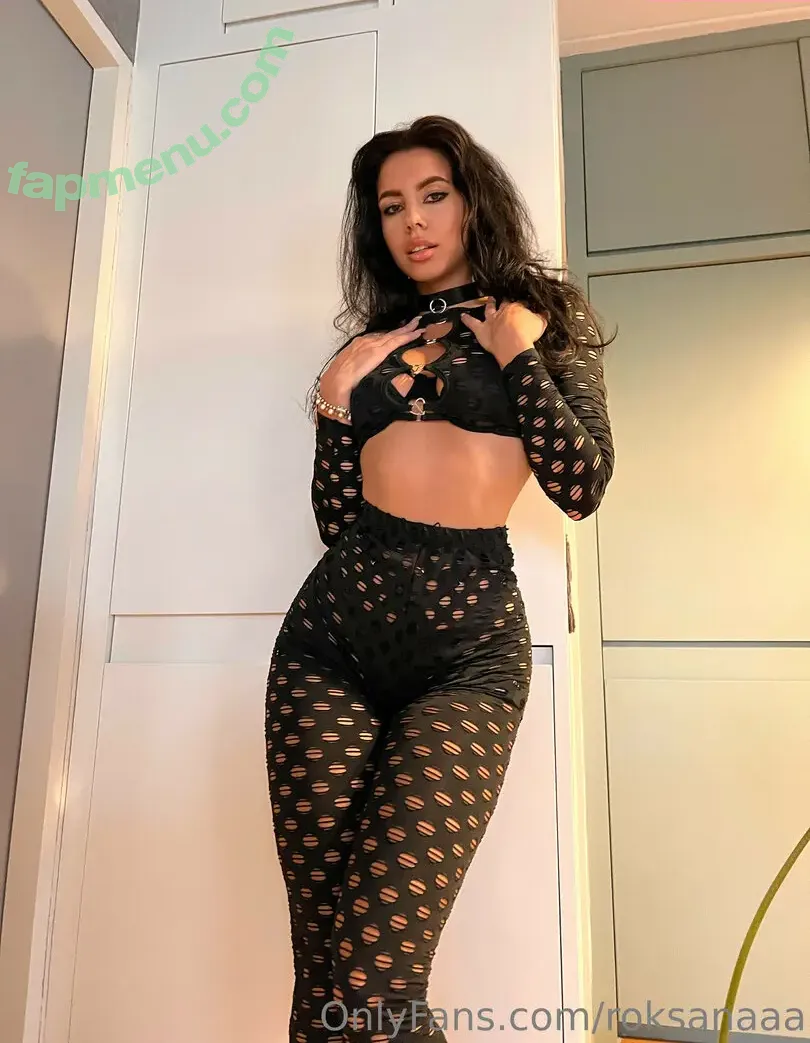 Wisnniowa nude photo #0009 (Roksana Wisnniowa)