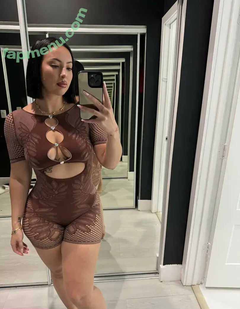 Woe Alexandra nude photo #0002 (woealexandra / woesenpai69 / woesenpai6999)