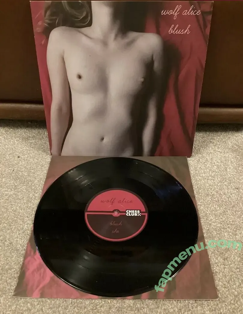 Wolf Alice nude photo #0006 (Wolf Alice)