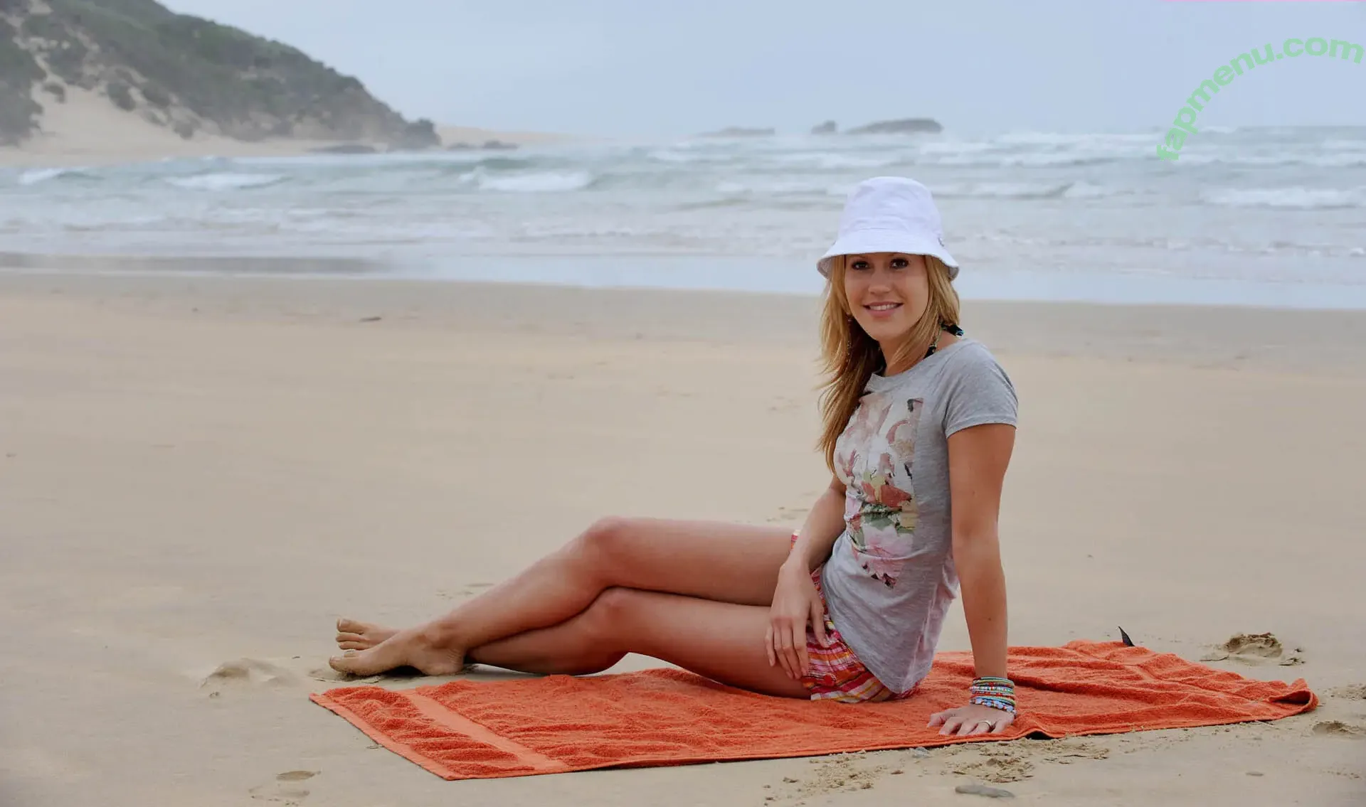 Wolke Hegenbarth nude photo #0368 (wolke_hegenbarth_official)