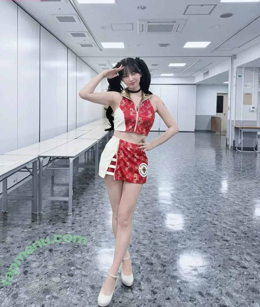 Woohyeon nude photo #0767 (KimWooHye0n / Leeheeeun / woohye0n)