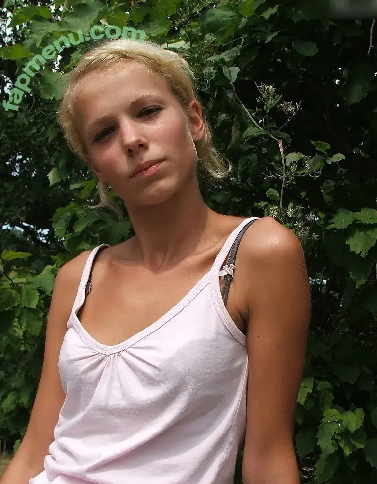 Worldoffeet nude photo #5527 (Worldoffeet)