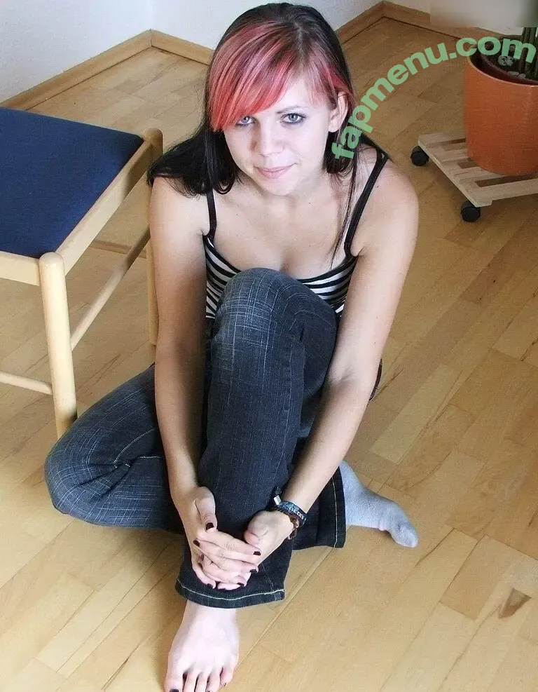 Worldoffeet nude photo #5568 (Worldoffeet)