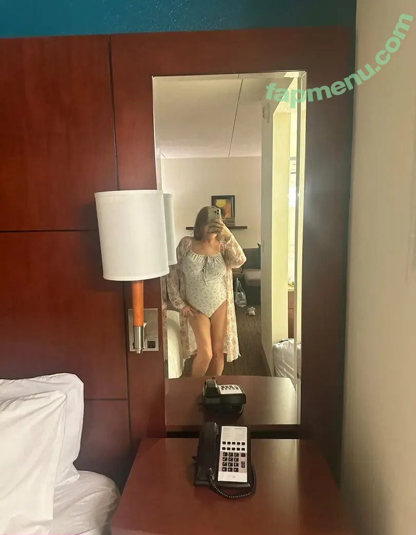 worldshottesrgrandma nude photo #0017 (worldshottesrgrandma)