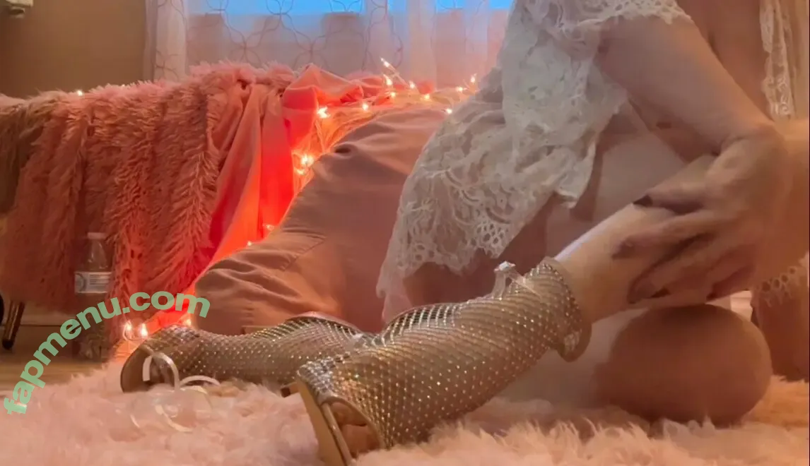 worldshottesrgrandma nude photo #0050 (worldshottesrgrandma)