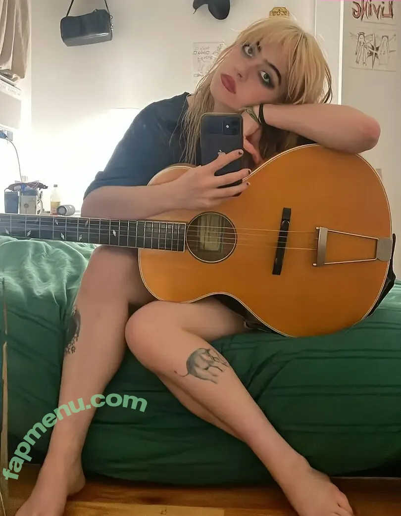 wormsheriff nude photo #0129 (Olivia O)