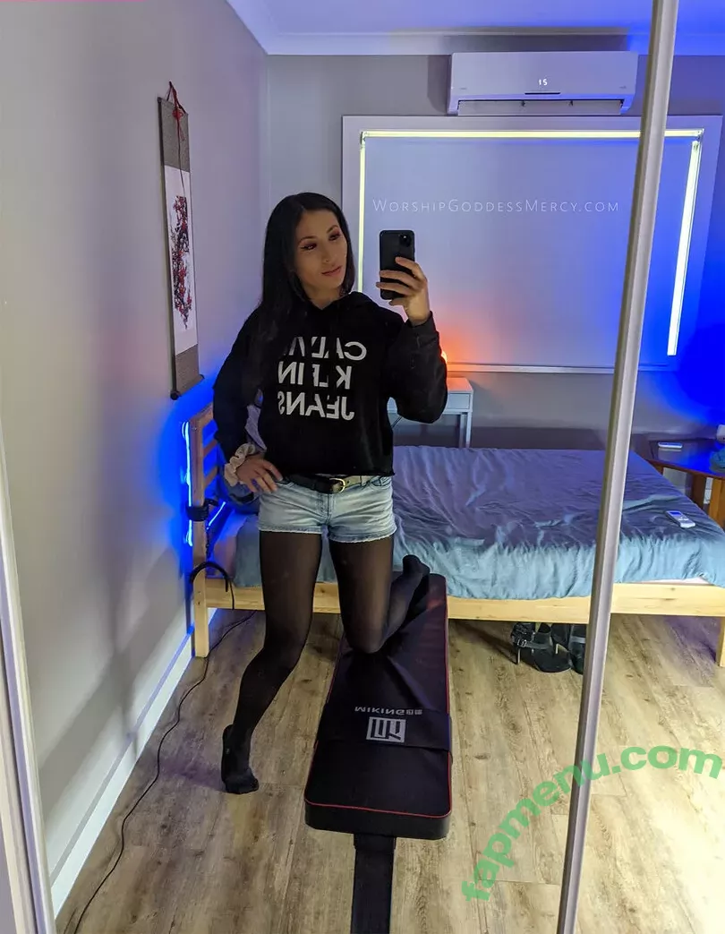 worshipgoddessmercy nude photo #0021 (goddess_mercy_xox)