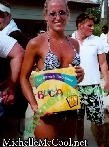 WWE Michelle McCool nude photo #0014 (mimicalacool)