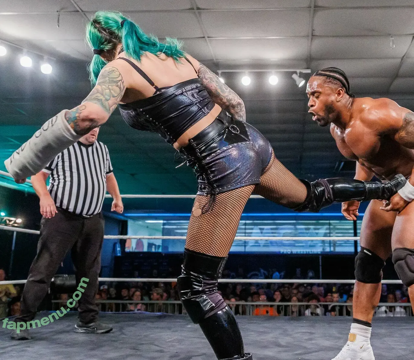 WWE Shotzi nude photo #0264 (Shotzi Blackheart / ShotziWWE)