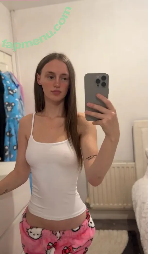 x0.reanna_ / yourfavouritegirl1xx nude photo #0003 (x0.reanna_ / yourfavouritegirl1xx)