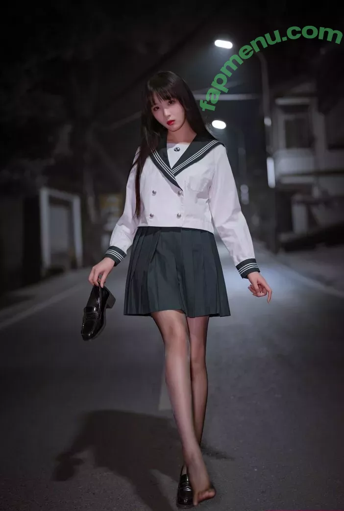 Xansoon nude photo #0021 (Xansoon)