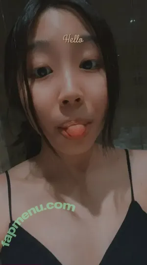 xcookiepie0 / xcookie_e nude photo #0003