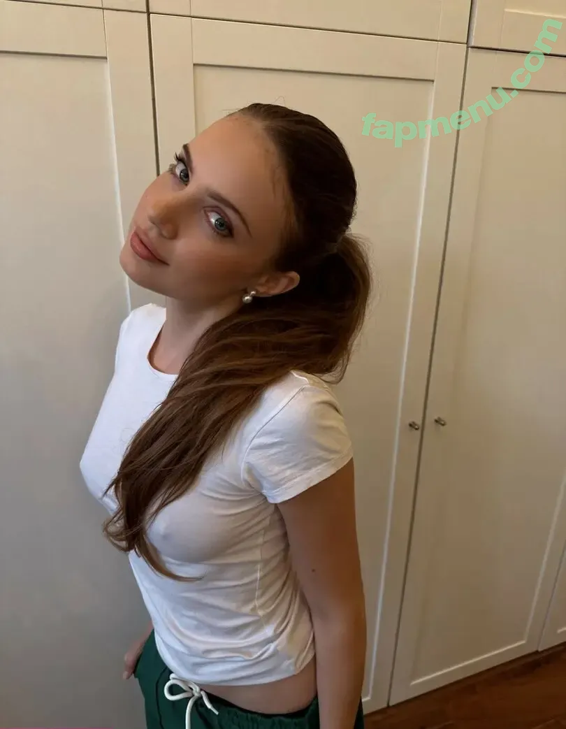 Xenia Tchoumi nude photo #0205 (xenia / xeniatchoumi)