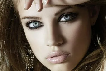 Xenia Tchoumitcheva / xenia / xeniatchoumi nude photo #0011