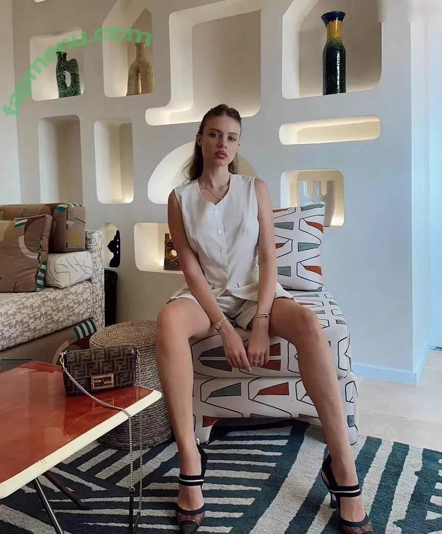 Xenia Tchoumitcheva nude photo #1046 (xenia / xeniatchoumi)