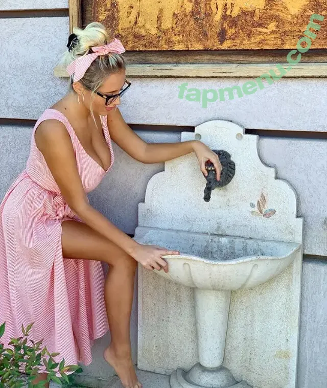 Xhulia Niсo nude photo #0091 (xhulianico)