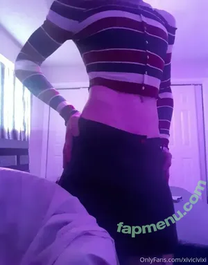  nude photo #0001