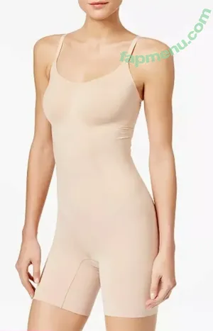  nude photo #0004