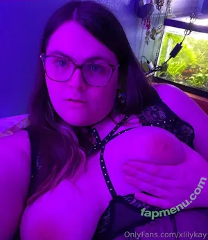 xlilykay / xlily.fernandez nude photo #0007