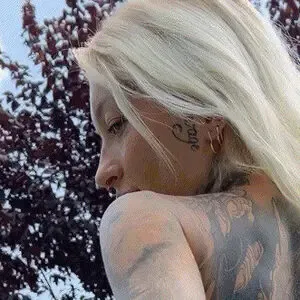  nude photo #0002