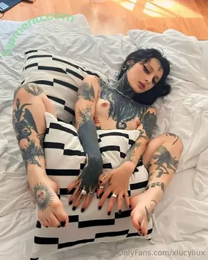 xlucyliux / bad.xlucyx nude photo #0012
