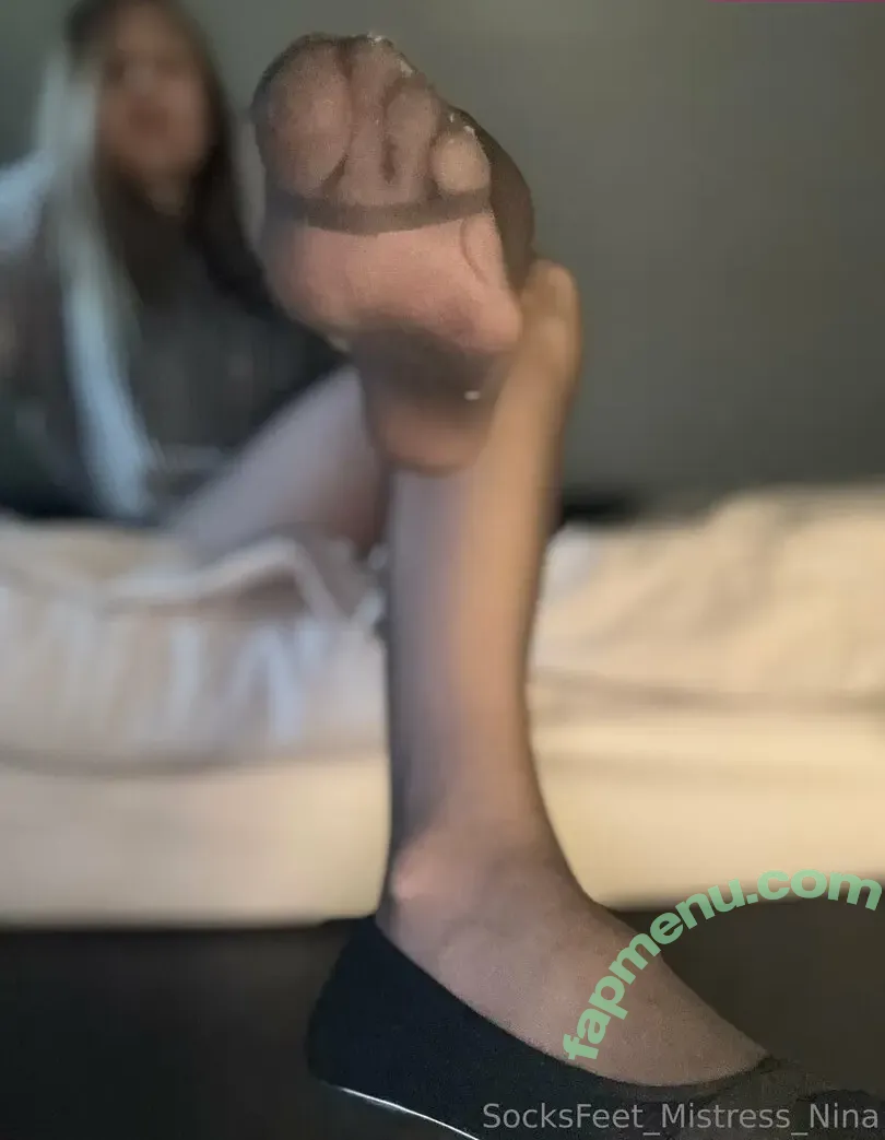 xmissninax nude photo #0031 (xmissninax)