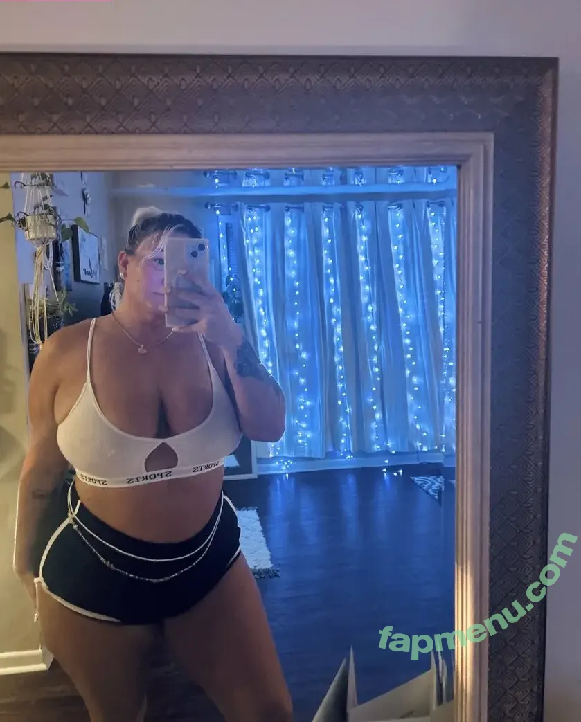 Xoitalgrl nude photo #0018 (elizitalian / xochhitll)