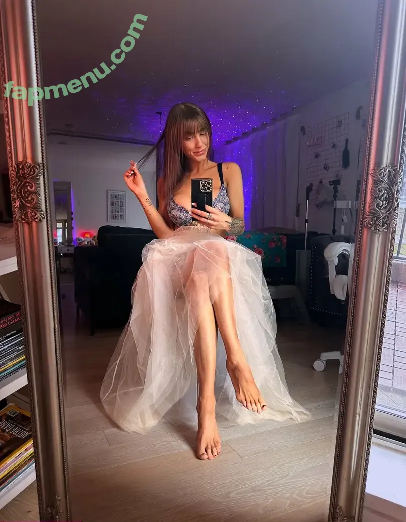 xsofiasunshine nude photo #2016 (Sofia Sunshine / x.sofiasunshine)