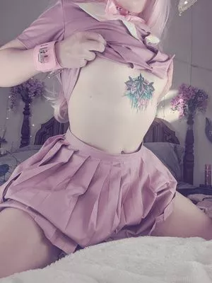 xxbambibratxx / xxabbygrayxx nude photo #0018