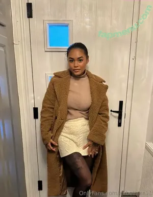  nude photo #0007