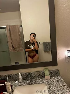 xxloy / Loysantis nude photo #0015