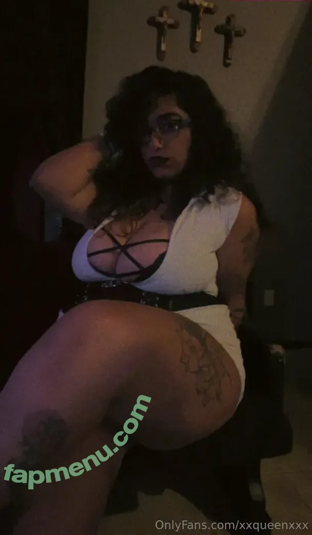 xxqueenxxx nude photo #0021 (screamqueeenxx)