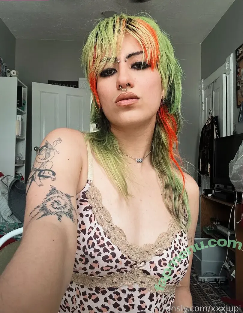 xxxjupi nude photo #0050 (jupibutsexier)