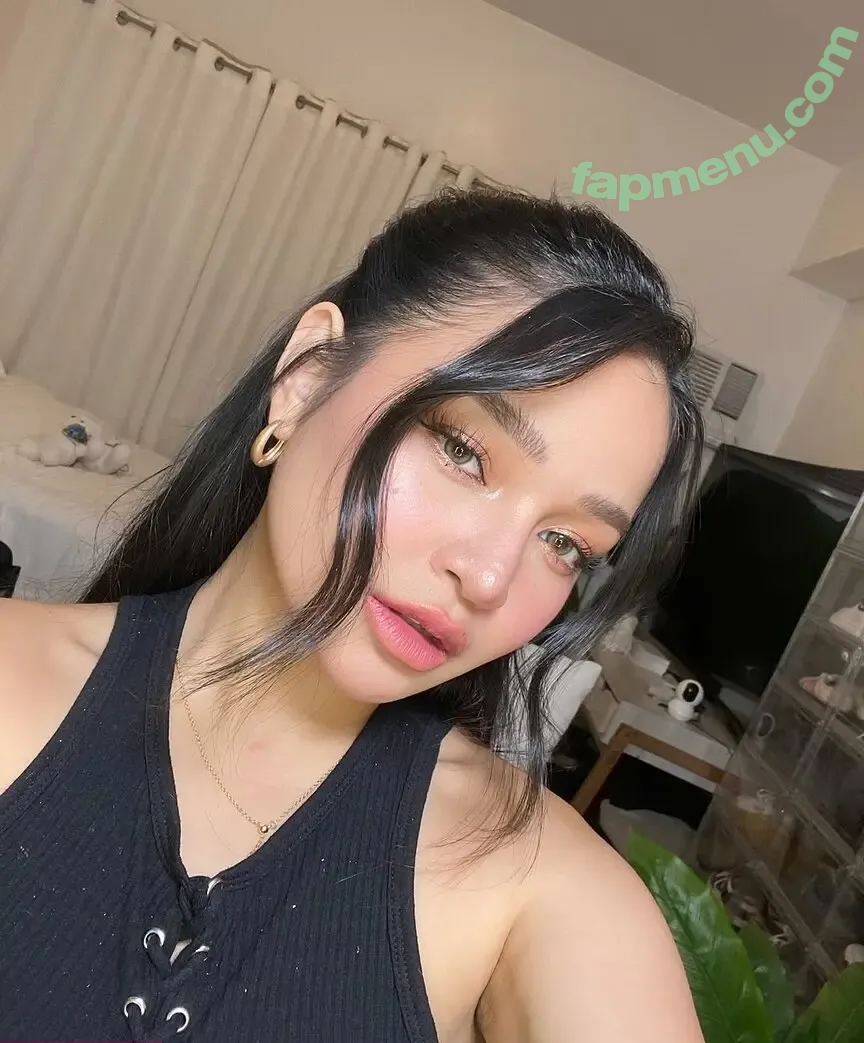 Xyriel Manabat nude photo #0013 (XyrielManabattt / xyrielmanabat_)