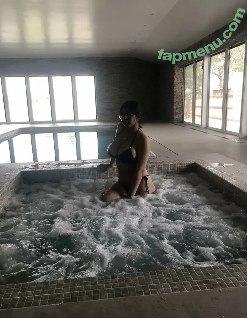 xyz_riin nude photo #0010 (xyz_riin)