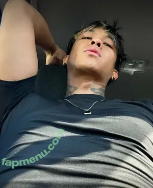 yaboymaloy / ya_boy_maloy nude photo #0013