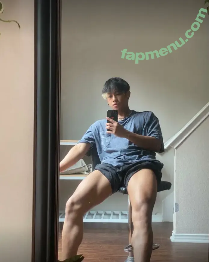 yaboymaloy nude photo #0017 (ya_boy_maloy)