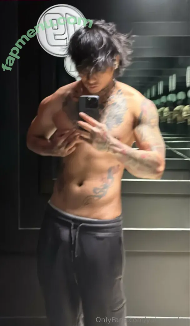 yaboymaloy nude photo #0020 (ya_boy_maloy)