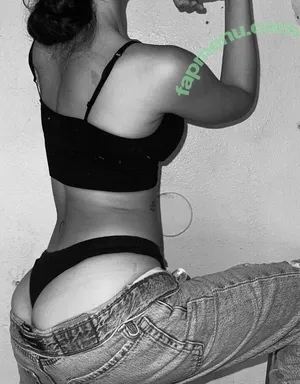 Yadhirazzep / StunnAsmr_ / Y ASMR / Yasmr / iluvyad / stunnasmr / yeyamascomodo nude photo #0089