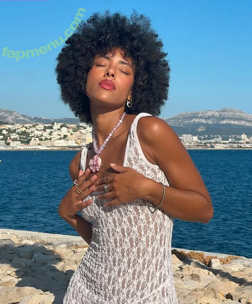 Yara Charry nude photo #0005 (only_charry / yaracharry)