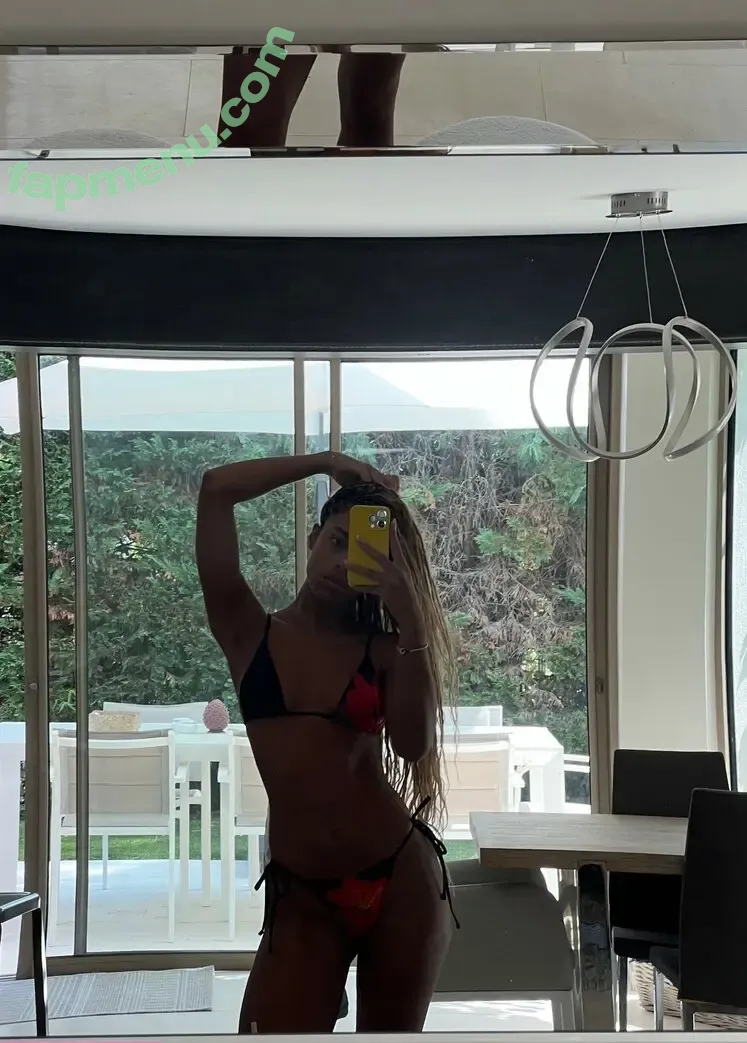 Yara Charry nude photo #0021 (only_charry / yaracharry)