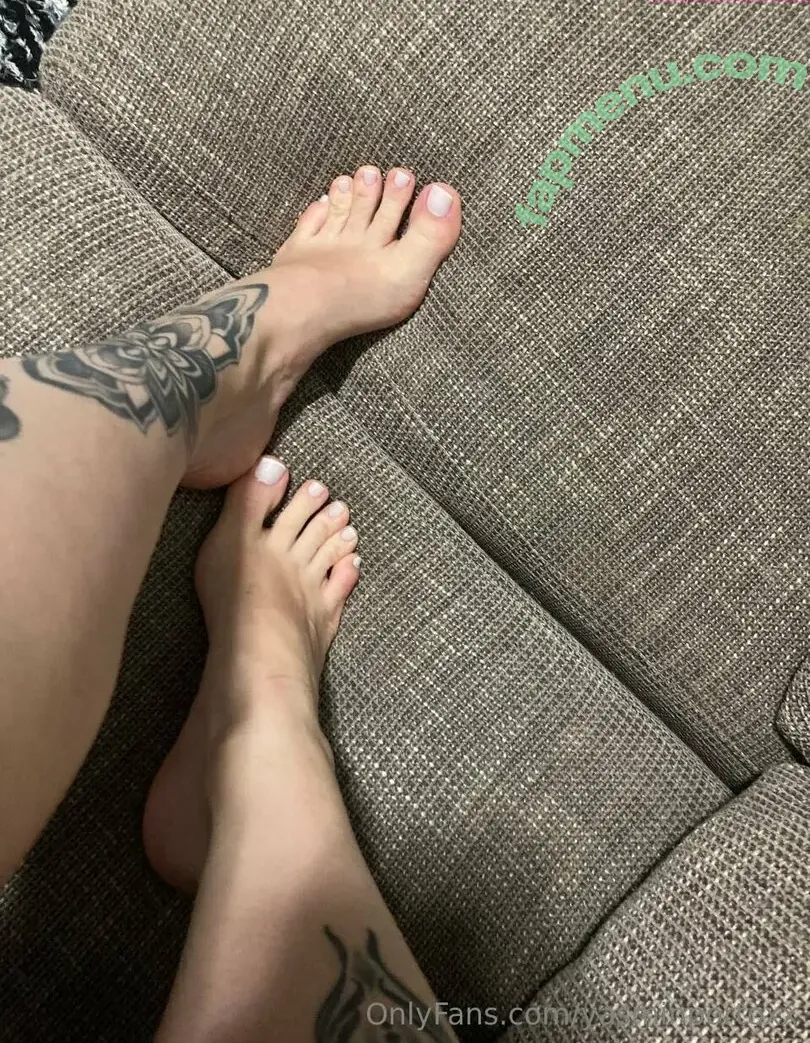 Yasmin Porto nude photo #0001 (Yasmin Porto xx / yasminportoxx / yassporto)