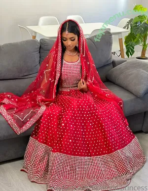 Yasmina Khan / pengaliprincess / yasmina__khanx nude photo #0023