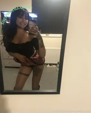 Yasmina Khan / pengaliprincess / yasmina__khanx nude photo #0068