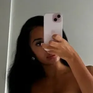 Yasmine Lopez / theyasminelopez / yasminelopez nude photo #0005