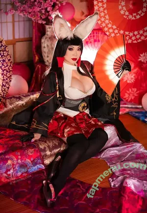 Yaya Han / yayahan nude photo #0049