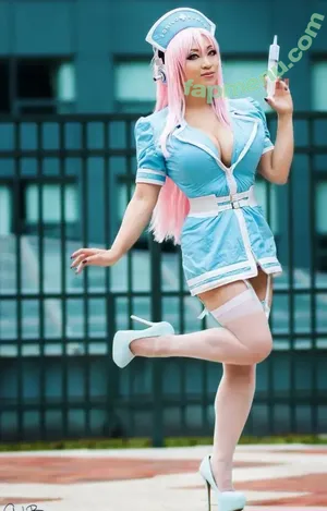 Yaya Han / yayahan nude photo #0068