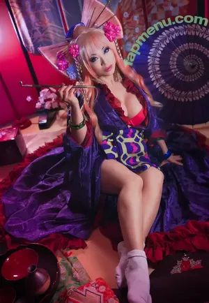 Yaya Han / yayahan nude photo #0076